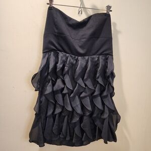 LC Conrad Elegant Black Strapless Dress with Ruffle Skirt Size 16 Fits M